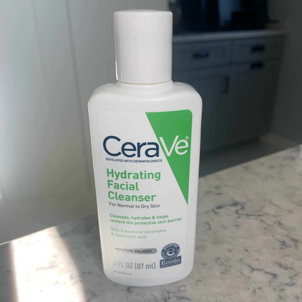 CeraVe Hydrating Facial Cleanser Travel